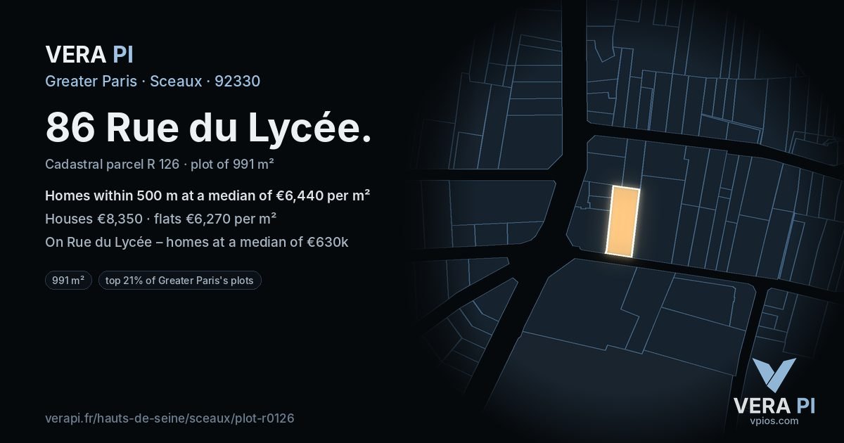 86 Rue du Lycée, Sceaux at night – the plot lit, the parcels around coloured by the prices near them