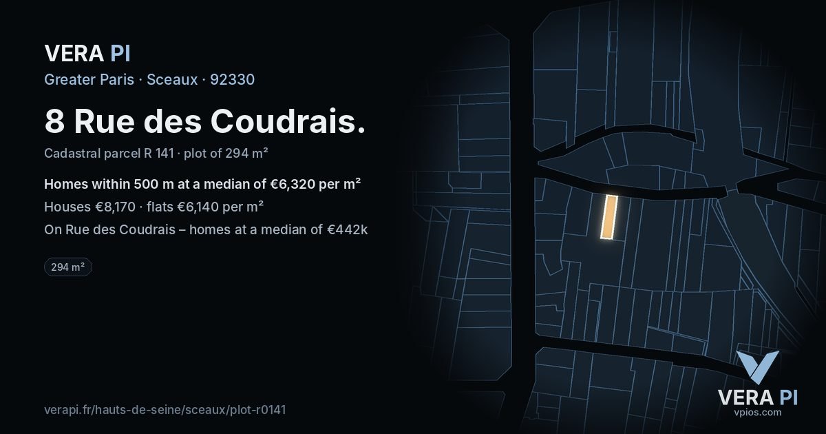 8 Rue des Coudrais, Sceaux at night – the plot lit, the parcels around coloured by the prices near them