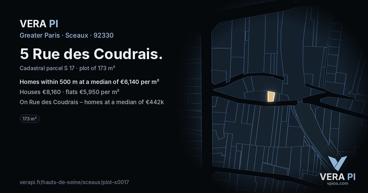 5 Rue des Coudrais, Sceaux at night – the plot lit, the parcels around coloured by the prices near them
