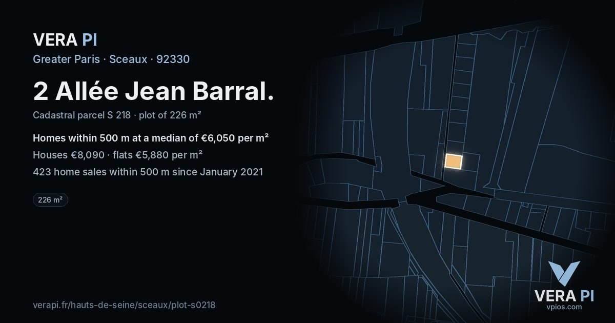 2 Allée Jean Barral, Sceaux at night – the plot lit, the parcels around coloured by the prices near them