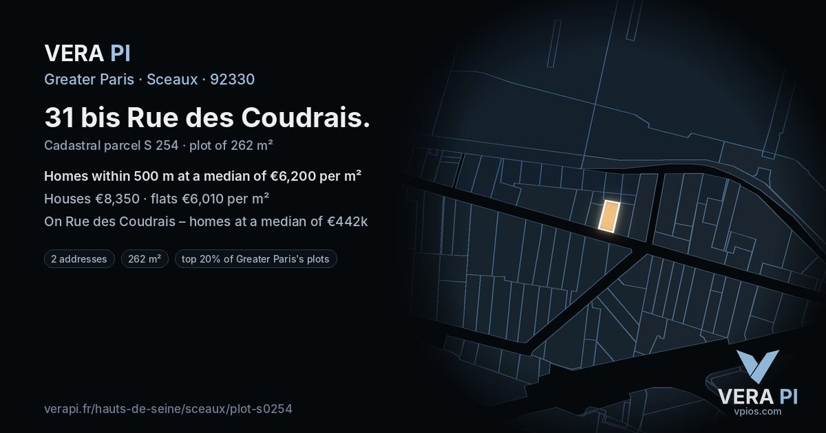 31 bis Rue des Coudrais, Sceaux at night – the plot lit, the parcels around coloured by the prices near them