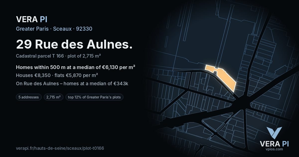 29 Rue des Aulnes, Sceaux at night – the plot lit, the parcels around coloured by the prices near them