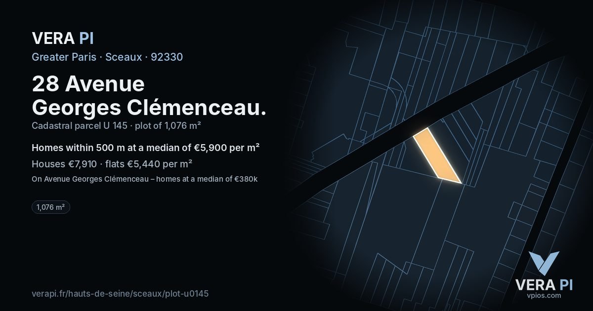 28 Avenue Georges Clémenceau, Sceaux at night – the plot lit, the parcels around coloured by the prices near them