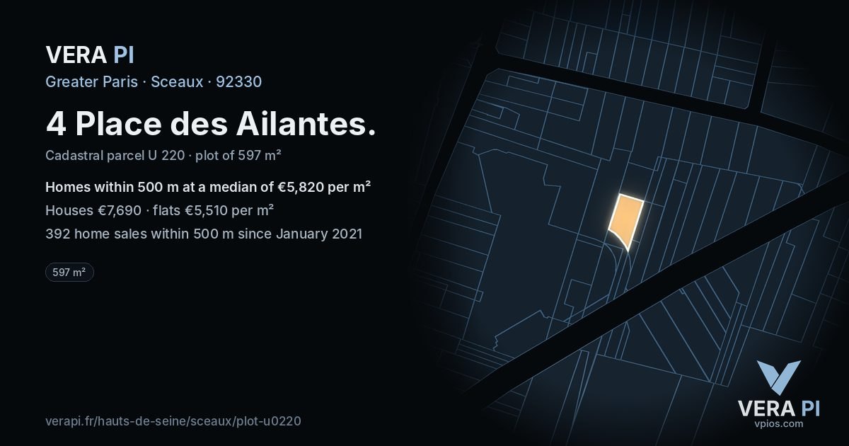 4 Place des Ailantes, Sceaux at night – the plot lit, the parcels around coloured by the prices near them
