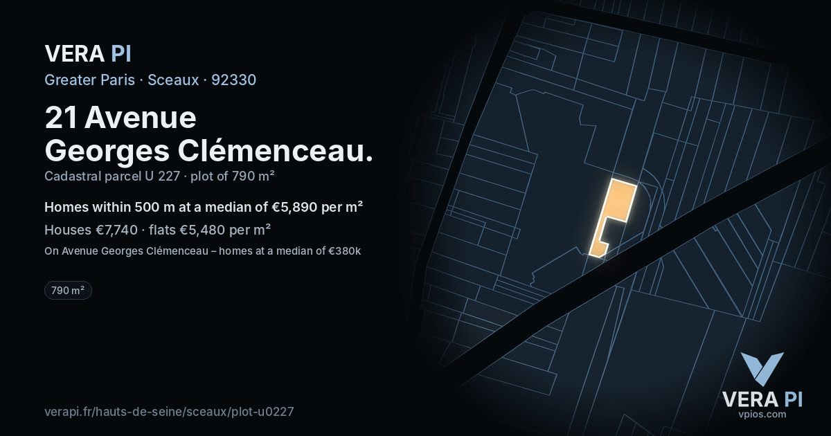 21 Avenue Georges Clémenceau, Sceaux at night – the plot lit, the parcels around coloured by the prices near them