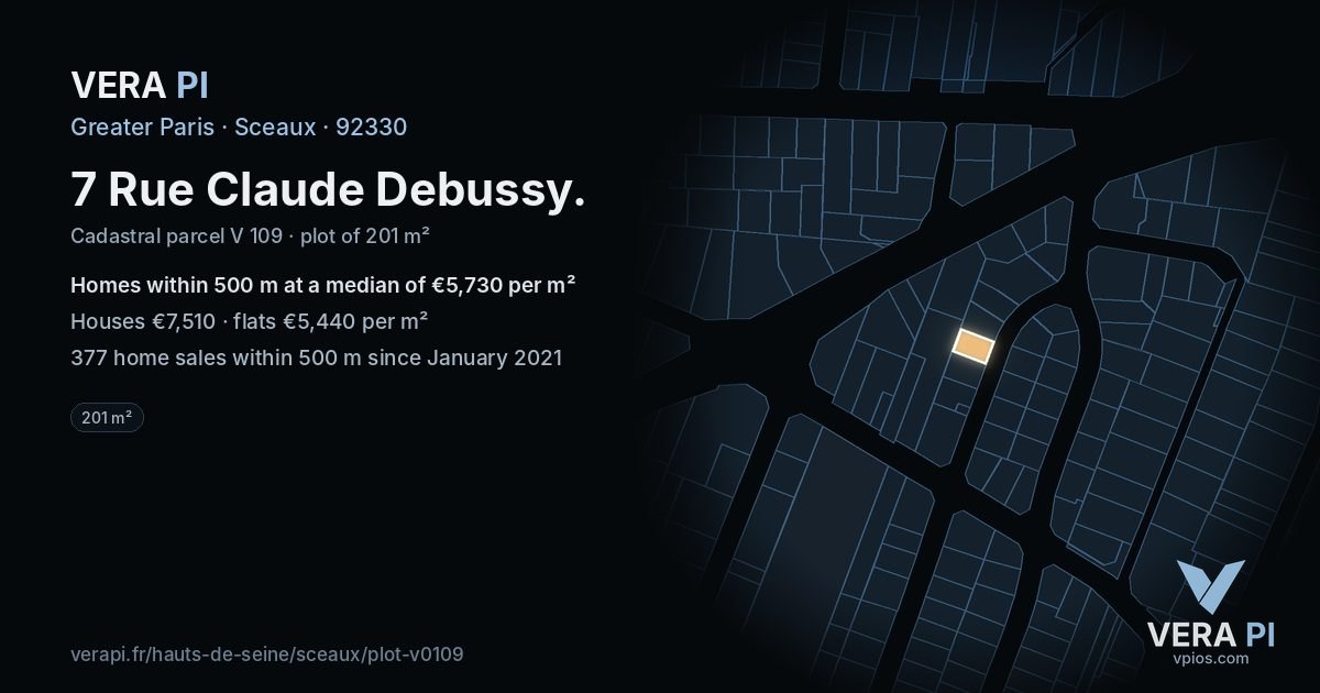 7 Rue Claude Debussy, Sceaux at night – the plot lit, the parcels around coloured by the prices near them