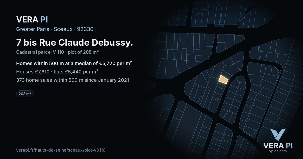 7 bis Rue Claude Debussy, Sceaux at night – the plot lit, the parcels around coloured by the prices near them