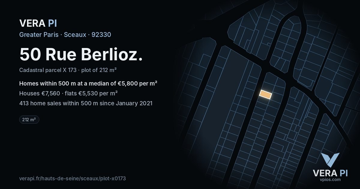 50 Rue Berlioz, Sceaux at night – the plot lit, the parcels around coloured by the prices near them