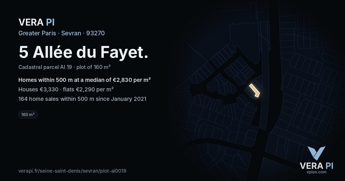 5 Allée du Fayet, Sevran at night – the plot lit, the parcels around coloured by the prices near them