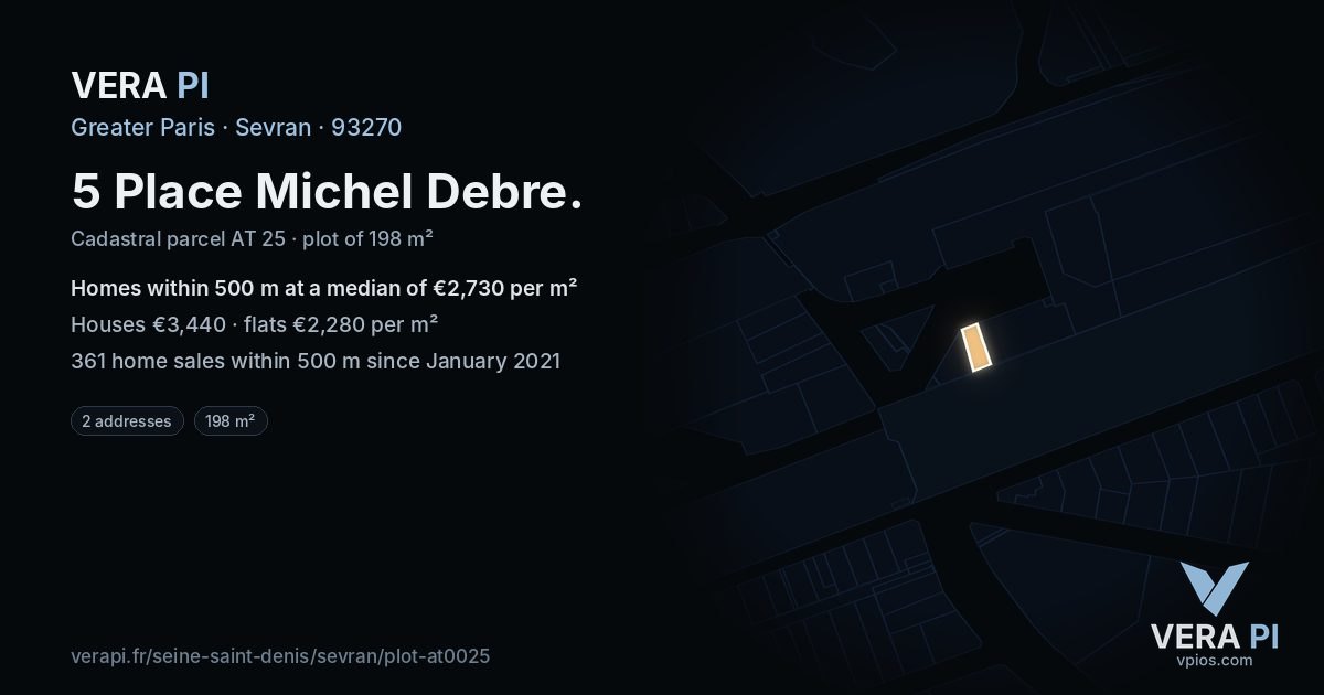 5 Place Michel Debre, Sevran at night – the plot lit, the parcels around coloured by the prices near them