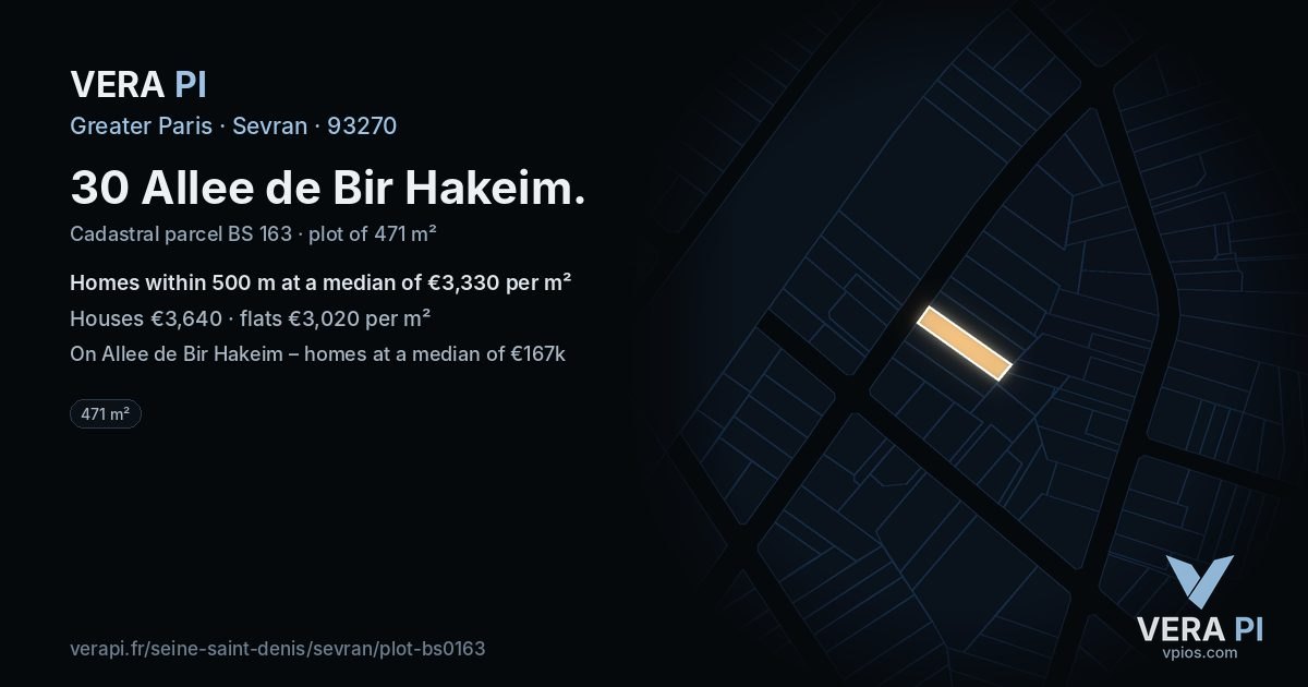 30 Allee de Bir Hakeim, Sevran at night – the plot lit, the parcels around coloured by the prices near them