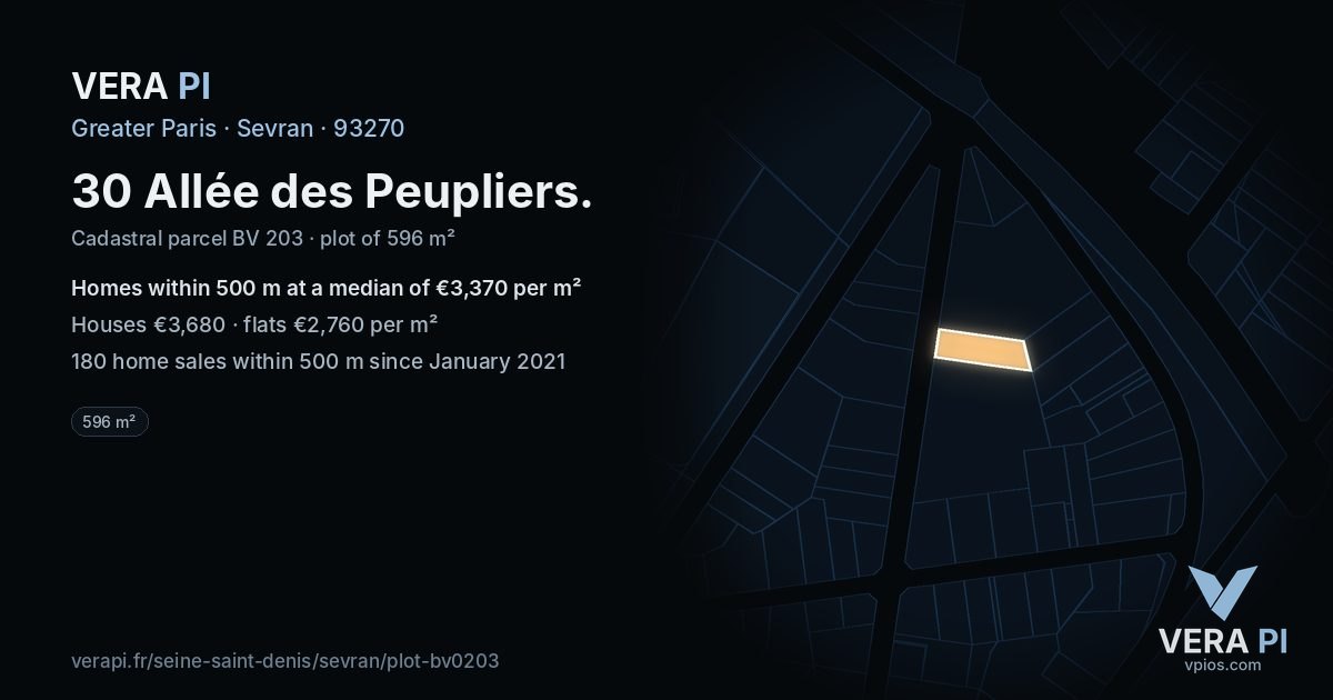30 Allée des Peupliers, Sevran at night – the plot lit, the parcels around coloured by the prices near them