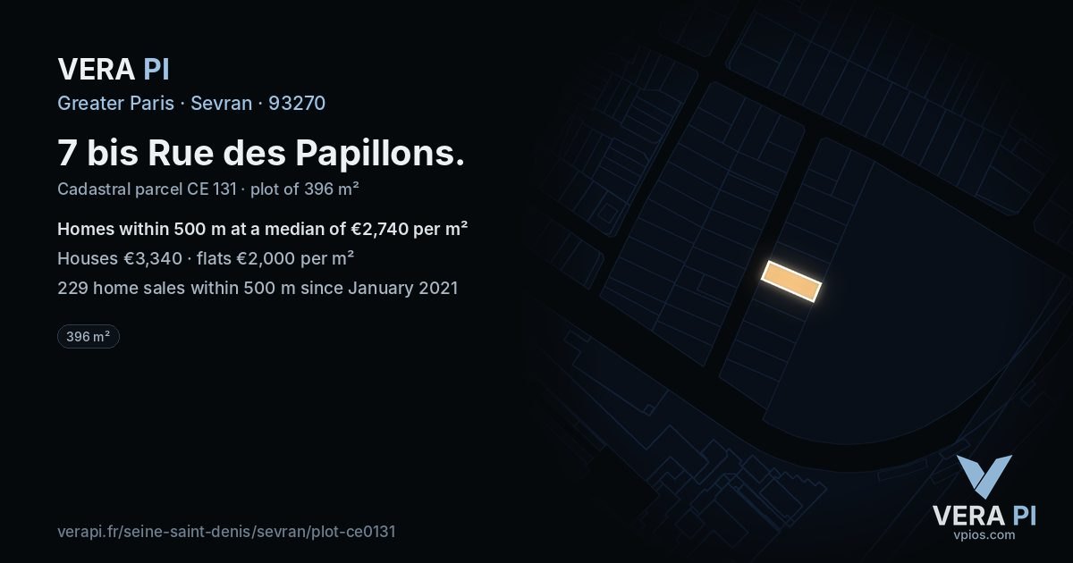 7 bis Rue des Papillons, Sevran at night – the plot lit, the parcels around coloured by the prices near them