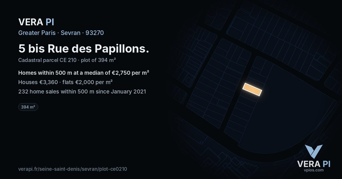 5 bis Rue des Papillons, Sevran at night – the plot lit, the parcels around coloured by the prices near them