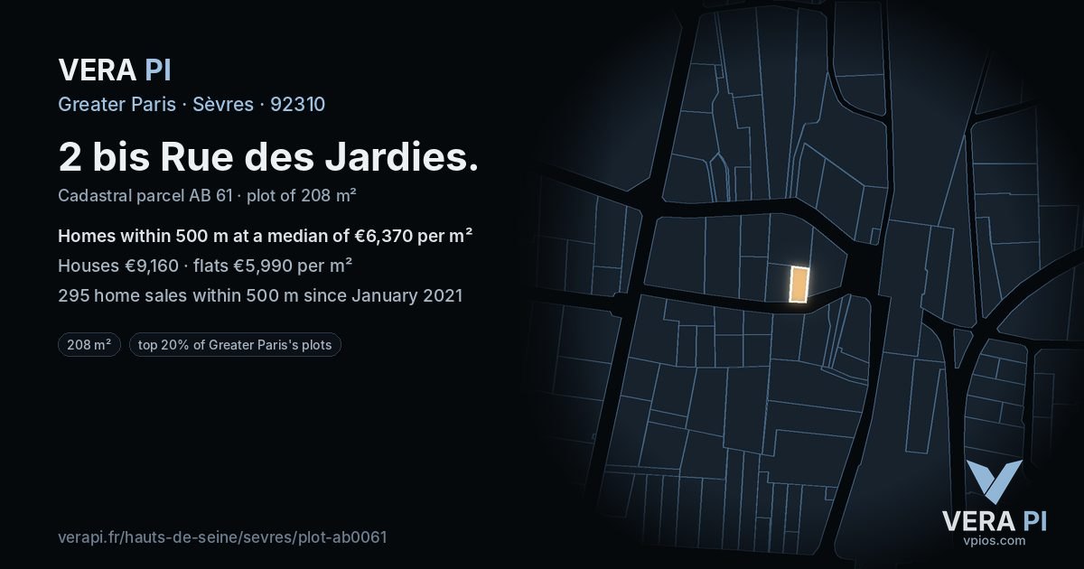 2 bis Rue des Jardies, Sèvres at night – the plot lit, the parcels around coloured by the prices near them
