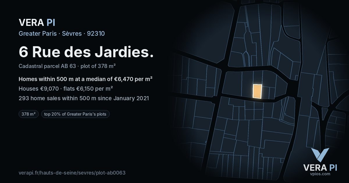 6 Rue des Jardies, Sèvres at night – the plot lit, the parcels around coloured by the prices near them