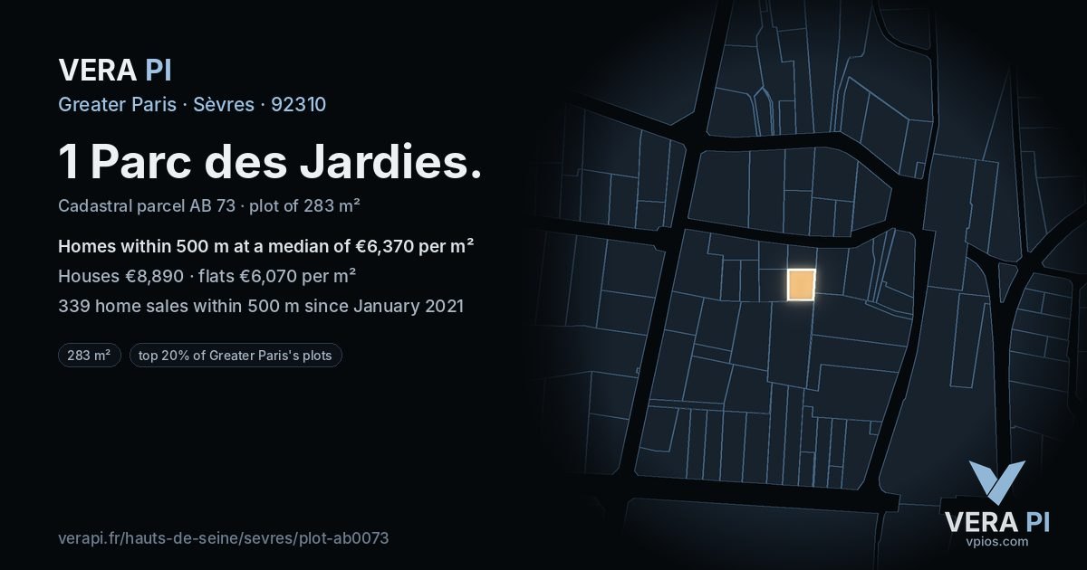 1 Parc des Jardies, Sèvres at night – the plot lit, the parcels around coloured by the prices near them