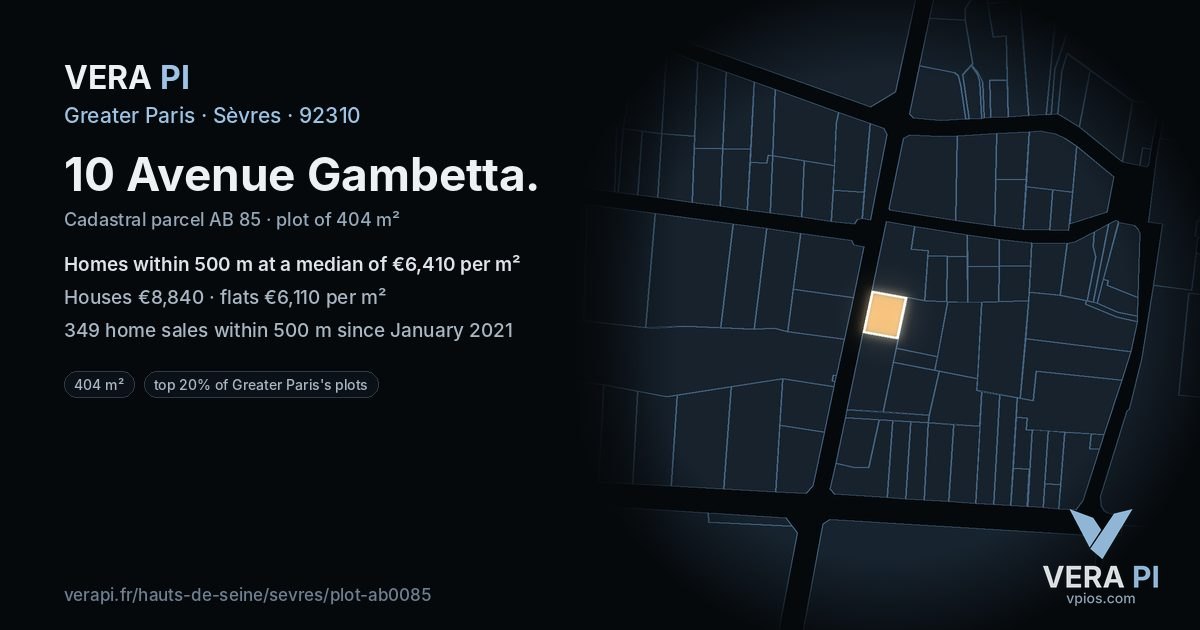 10 Avenue Gambetta, Sèvres at night – the plot lit, the parcels around coloured by the prices near them