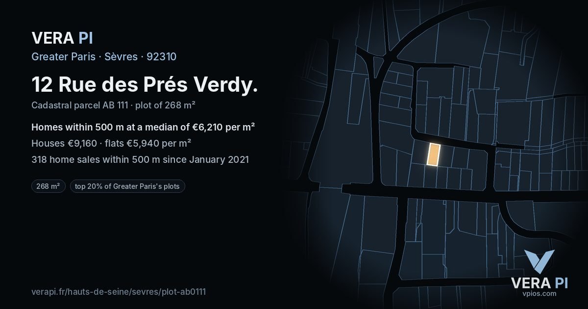 12 Rue des Prés Verdy, Sèvres at night – the plot lit, the parcels around coloured by the prices near them