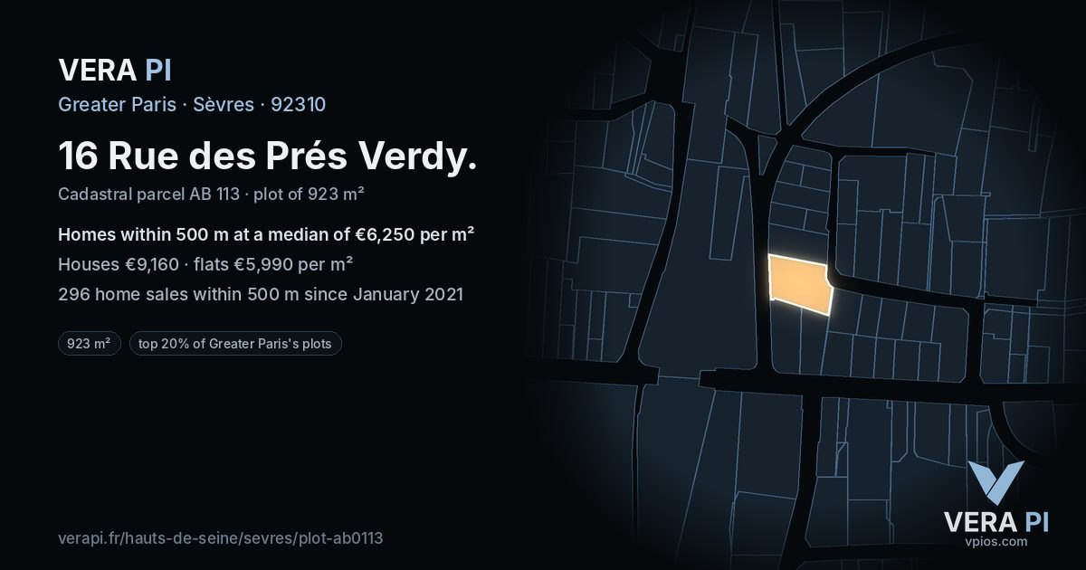 16 Rue des Prés Verdy, Sèvres at night – the plot lit, the parcels around coloured by the prices near them