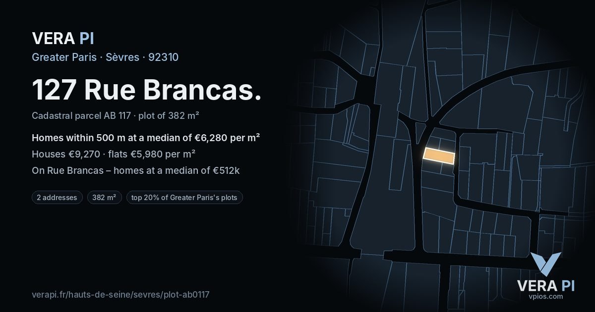 127 Rue Brancas, Sèvres at night – the plot lit, the parcels around coloured by the prices near them