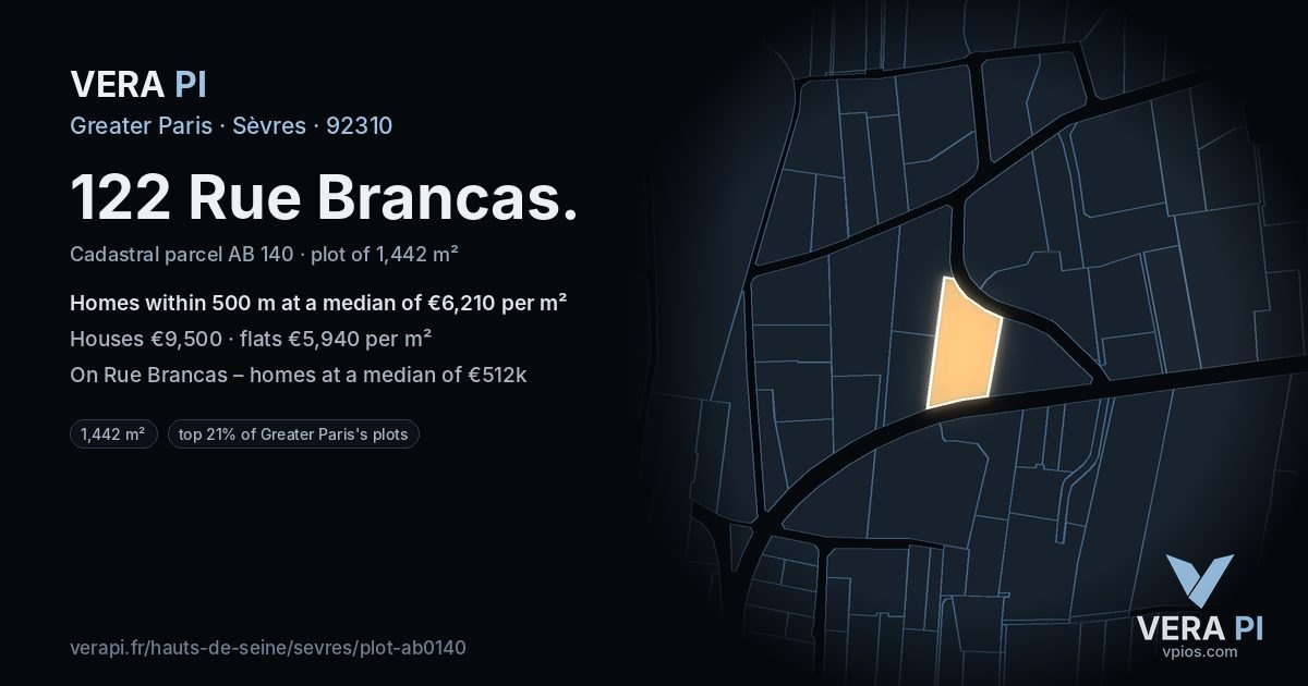 122 Rue Brancas, Sèvres at night – the plot lit, the parcels around coloured by the prices near them