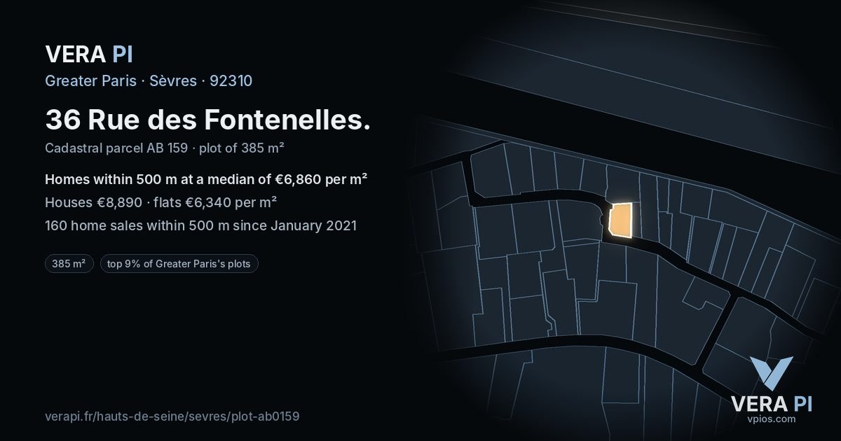 36 Rue des Fontenelles, Sèvres at night – the plot lit, the parcels around coloured by the prices near them