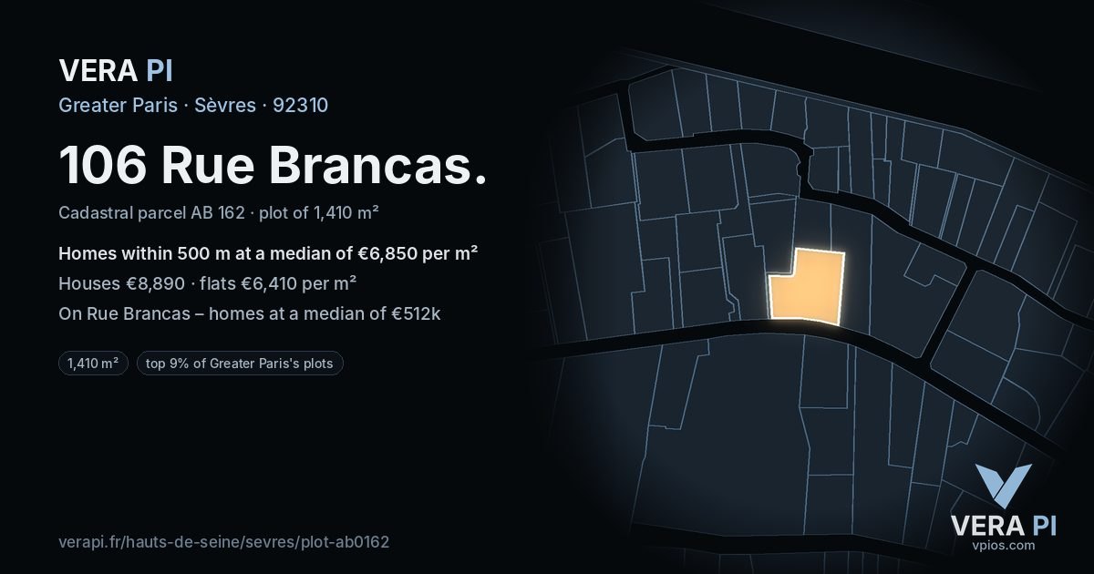106 Rue Brancas, Sèvres at night – the plot lit, the parcels around coloured by the prices near them