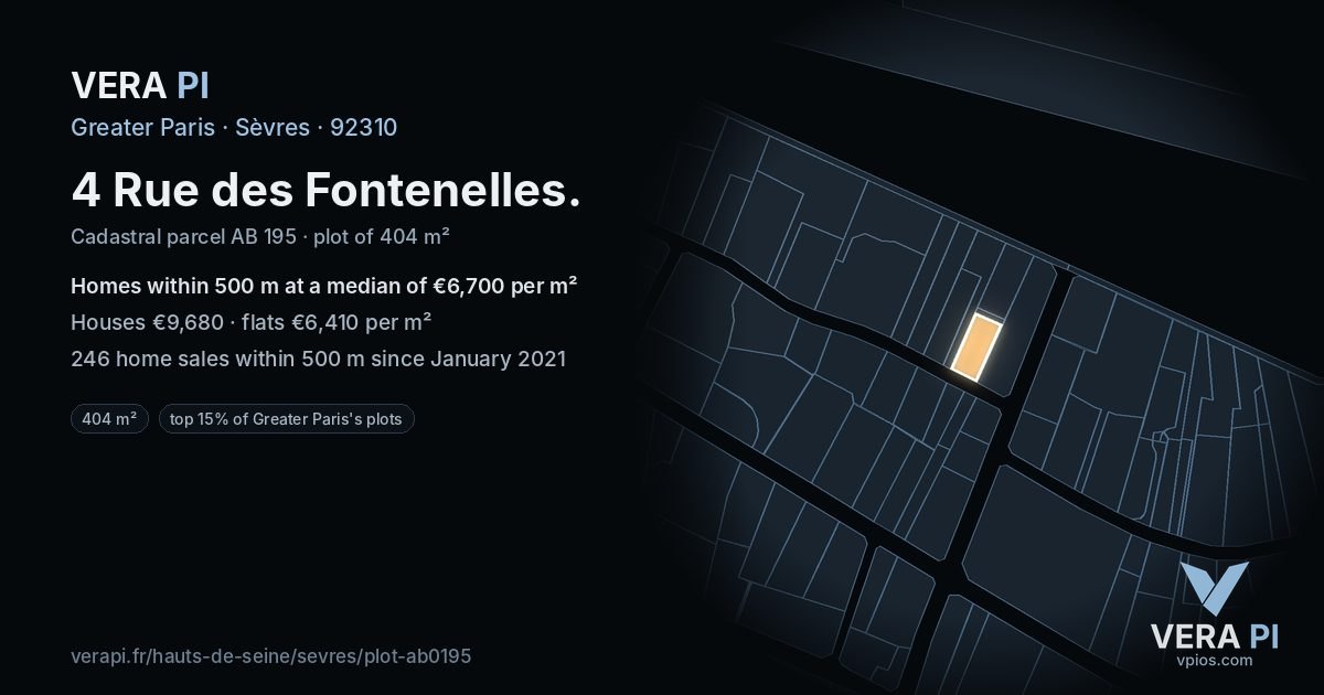 4 Rue des Fontenelles, Sèvres at night – the plot lit, the parcels around coloured by the prices near them