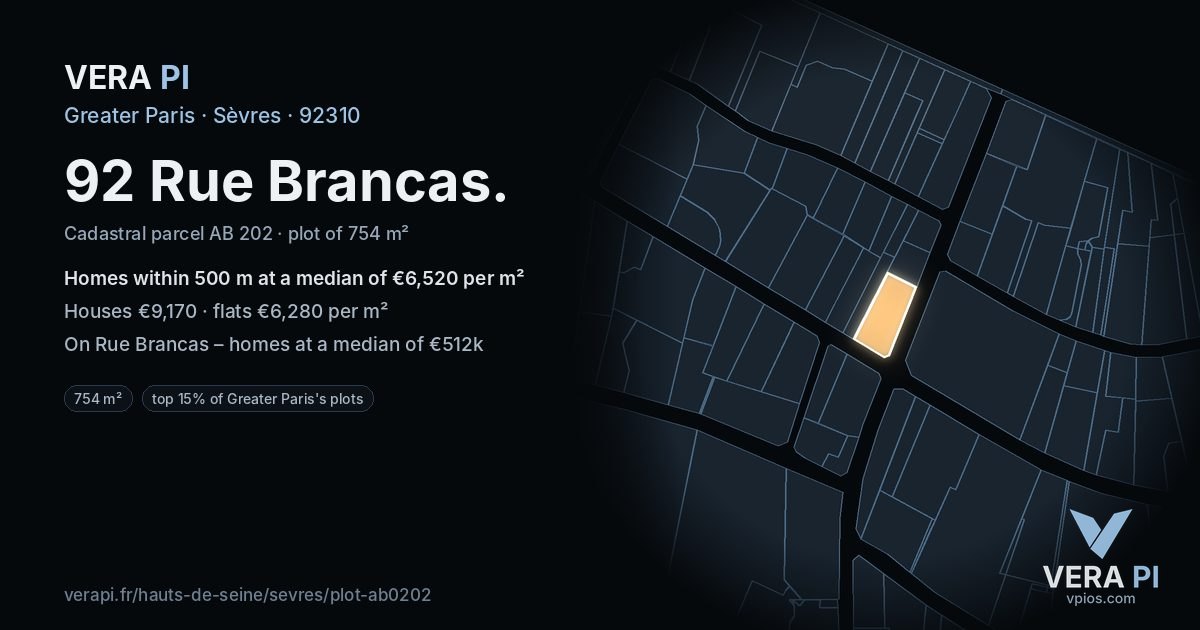 92 Rue Brancas, Sèvres at night – the plot lit, the parcels around coloured by the prices near them