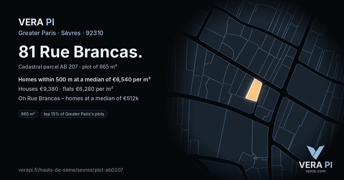 81 Rue Brancas, Sèvres at night – the plot lit, the parcels around coloured by the prices near them