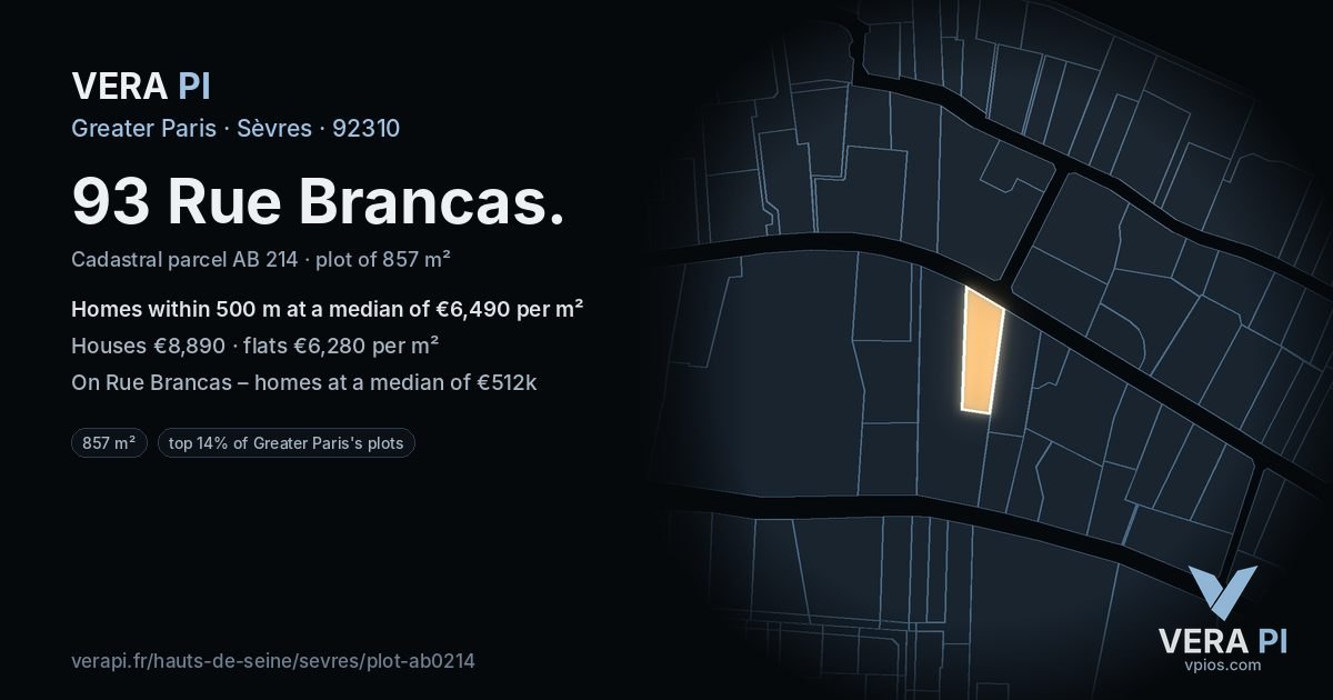 93 Rue Brancas, Sèvres at night – the plot lit, the parcels around coloured by the prices near them
