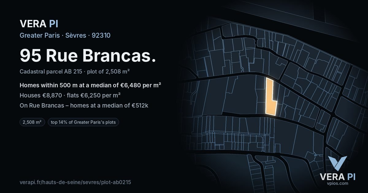 95 Rue Brancas, Sèvres at night – the plot lit, the parcels around coloured by the prices near them