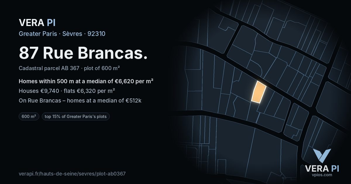 87 Rue Brancas, Sèvres at night – the plot lit, the parcels around coloured by the prices near them
