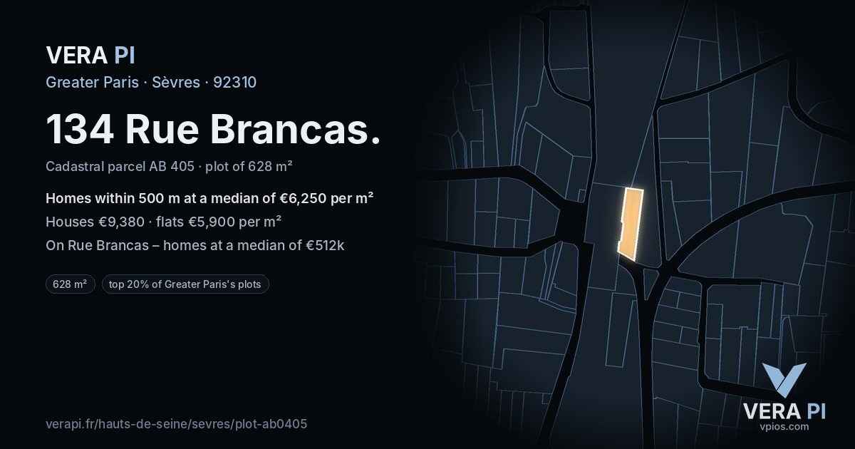 134 Rue Brancas, Sèvres at night – the plot lit, the parcels around coloured by the prices near them