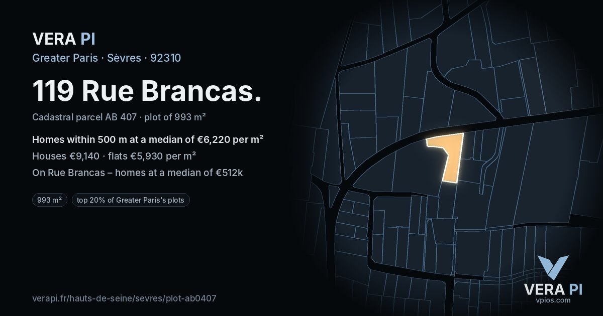 119 Rue Brancas, Sèvres at night – the plot lit, the parcels around coloured by the prices near them