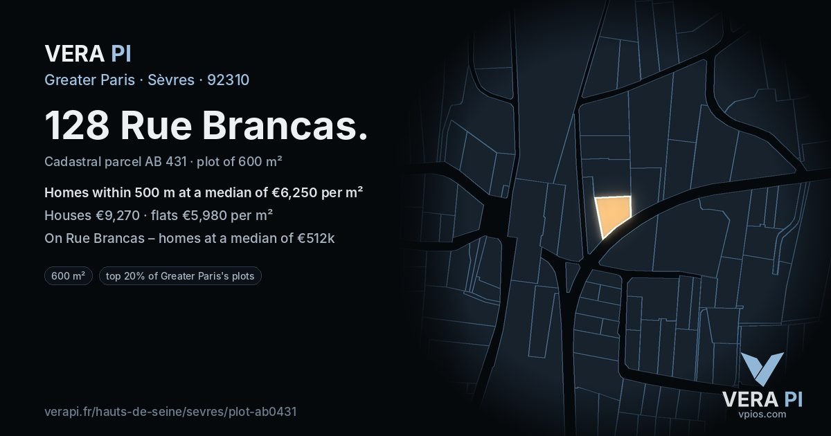 128 Rue Brancas, Sèvres at night – the plot lit, the parcels around coloured by the prices near them