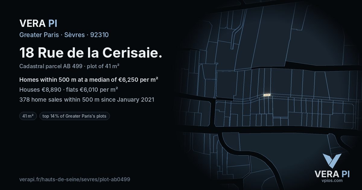 18 Rue de la Cerisaie, Sèvres at night – the plot lit, the parcels around coloured by the prices near them