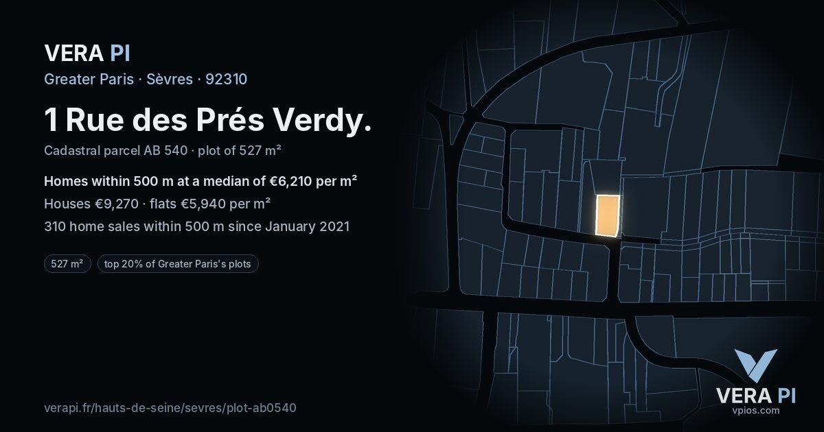 1 Rue des Prés Verdy, Sèvres at night – the plot lit, the parcels around coloured by the prices near them
