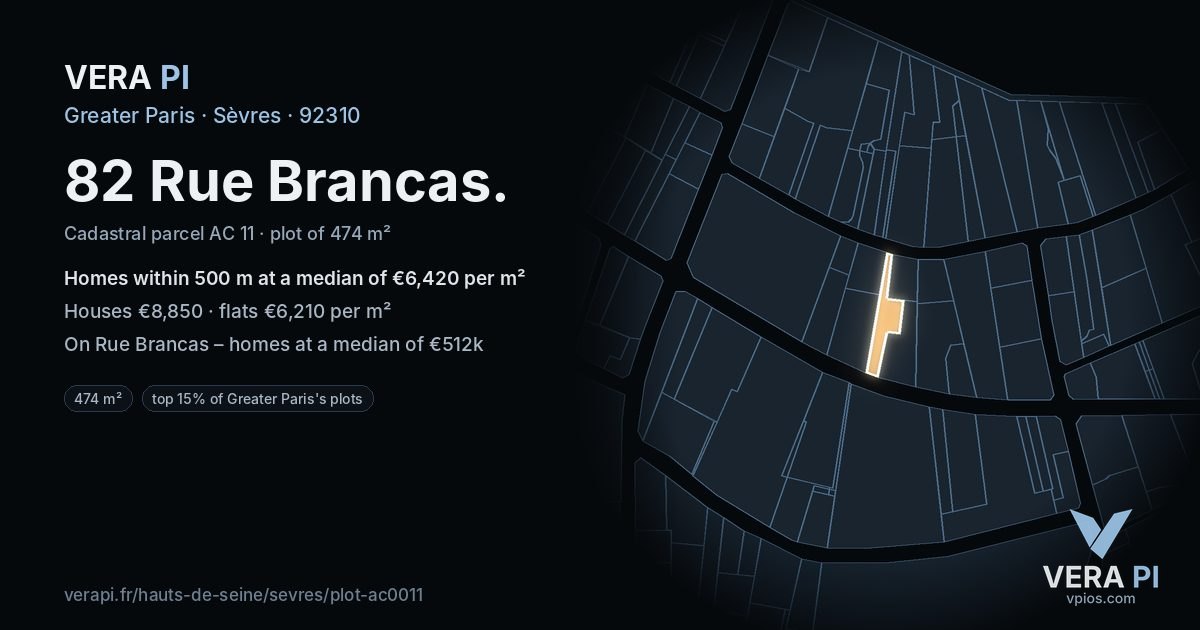 82 Rue Brancas, Sèvres at night – the plot lit, the parcels around coloured by the prices near them