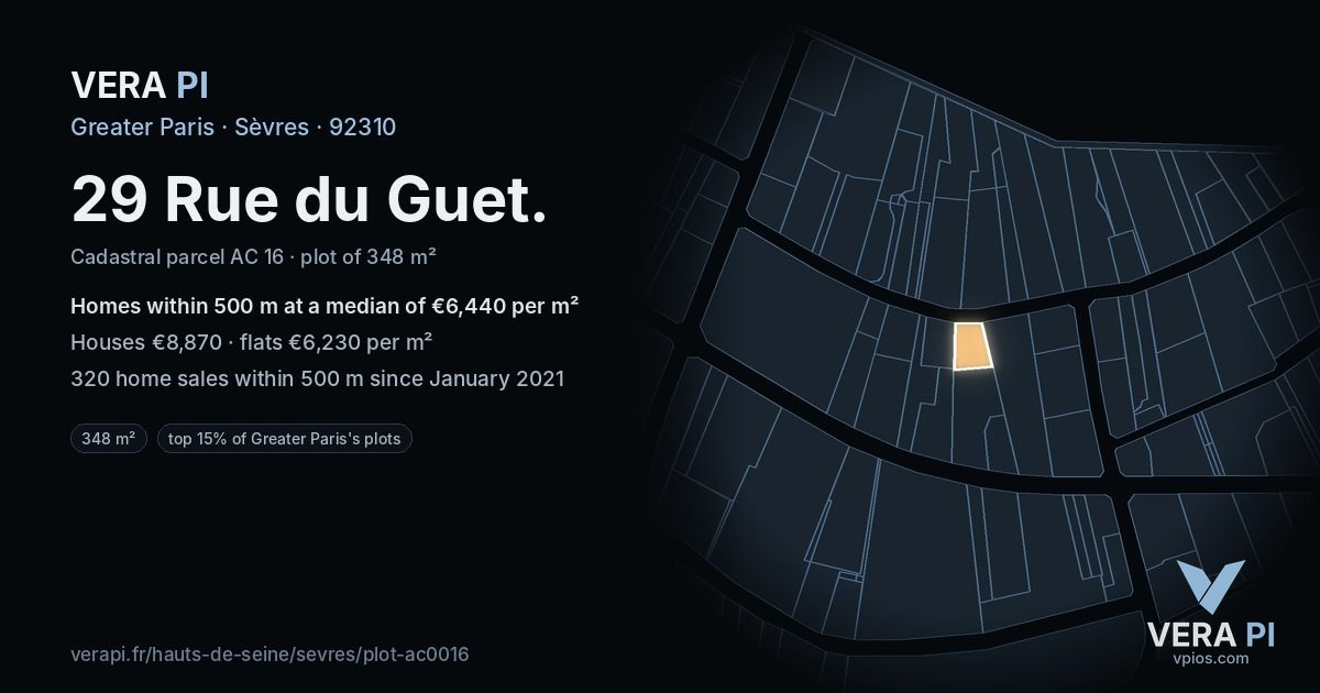 29 Rue du Guet, Sèvres at night – the plot lit, the parcels around coloured by the prices near them