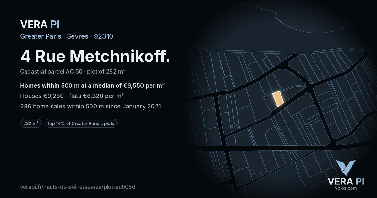 4 Rue Metchnikoff, Sèvres at night – the plot lit, the parcels around coloured by the prices near them
