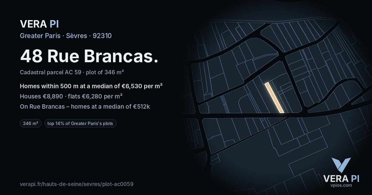 48 Rue Brancas, Sèvres at night – the plot lit, the parcels around coloured by the prices near them