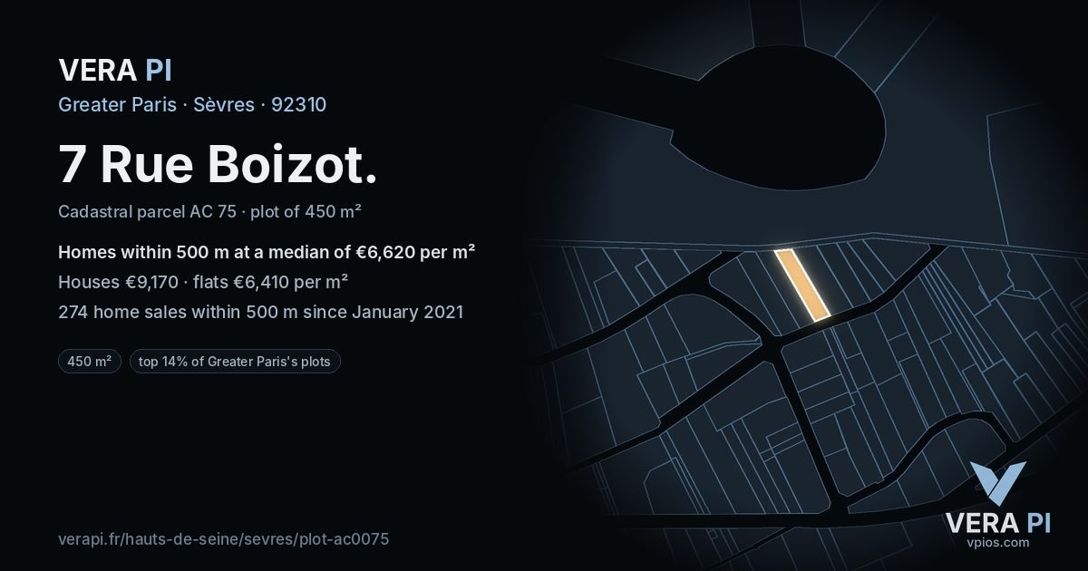 7 Rue Boizot, Sèvres at night – the plot lit, the parcels around coloured by the prices near them