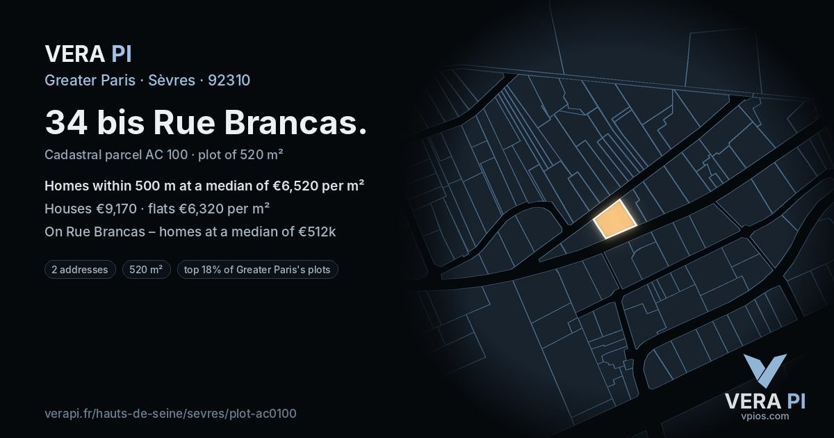 34 bis Rue Brancas, Sèvres at night – the plot lit, the parcels around coloured by the prices near them