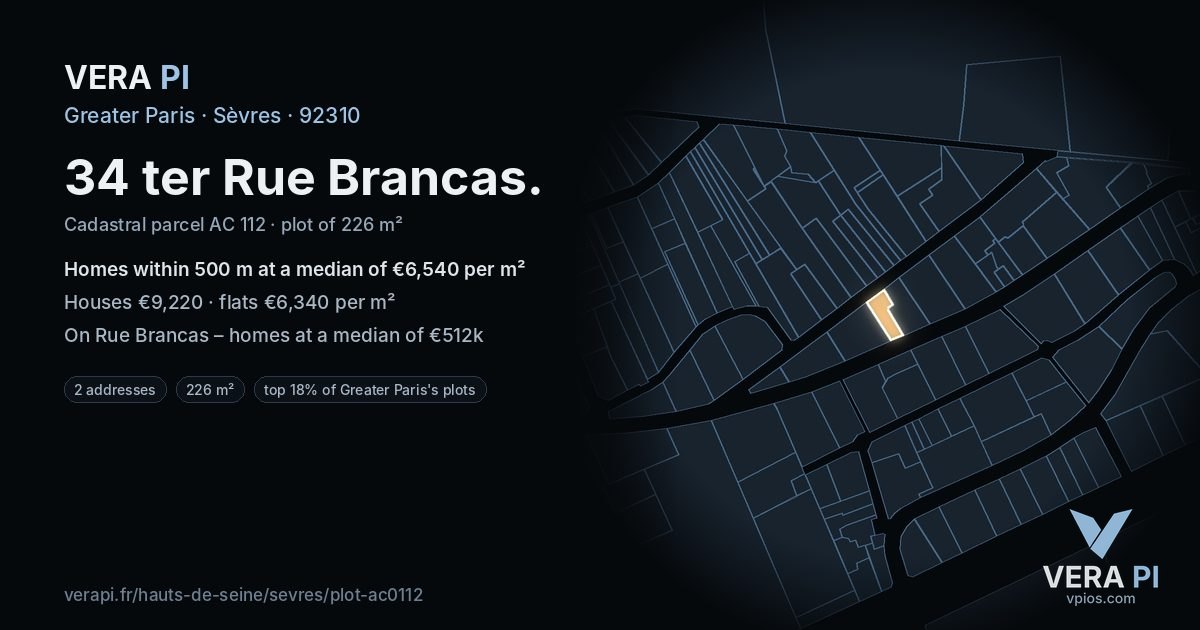 34 ter Rue Brancas, Sèvres at night – the plot lit, the parcels around coloured by the prices near them
