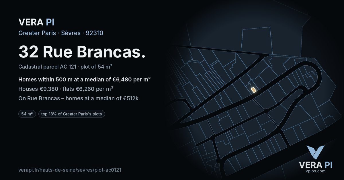 32 Rue Brancas, Sèvres at night – the plot lit, the parcels around coloured by the prices near them
