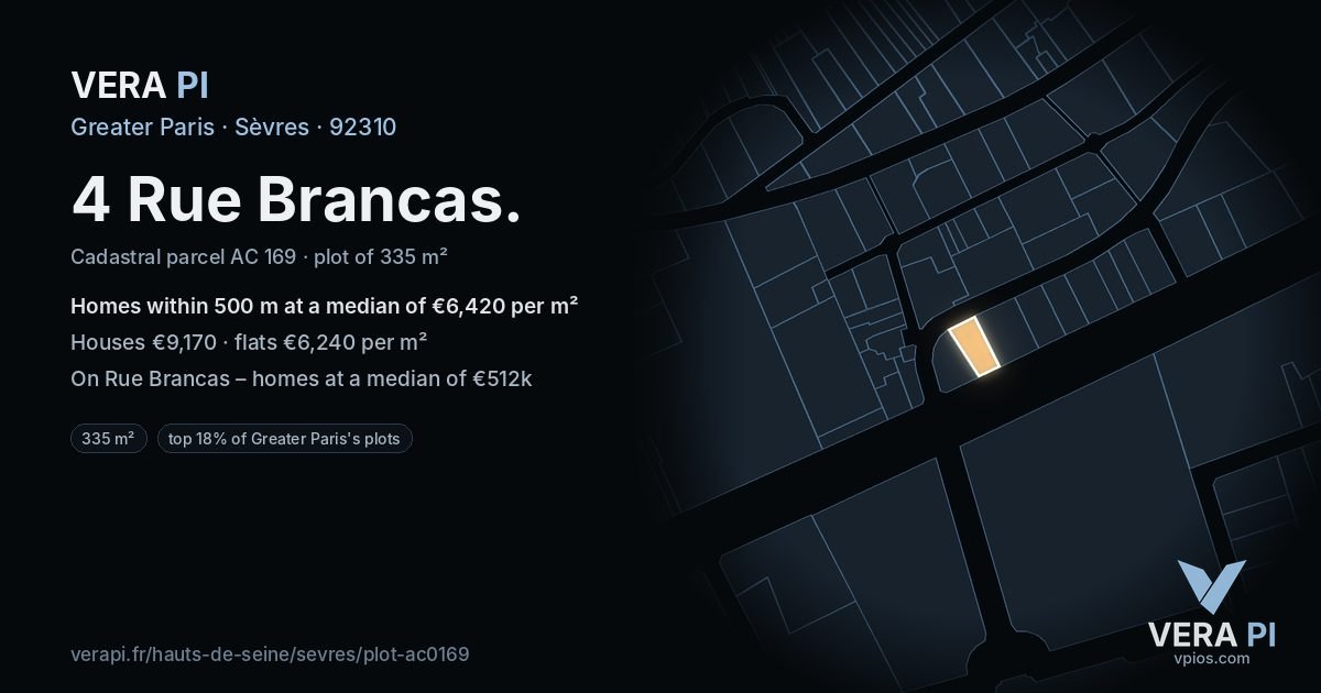 4 Rue Brancas, Sèvres at night – the plot lit, the parcels around coloured by the prices near them