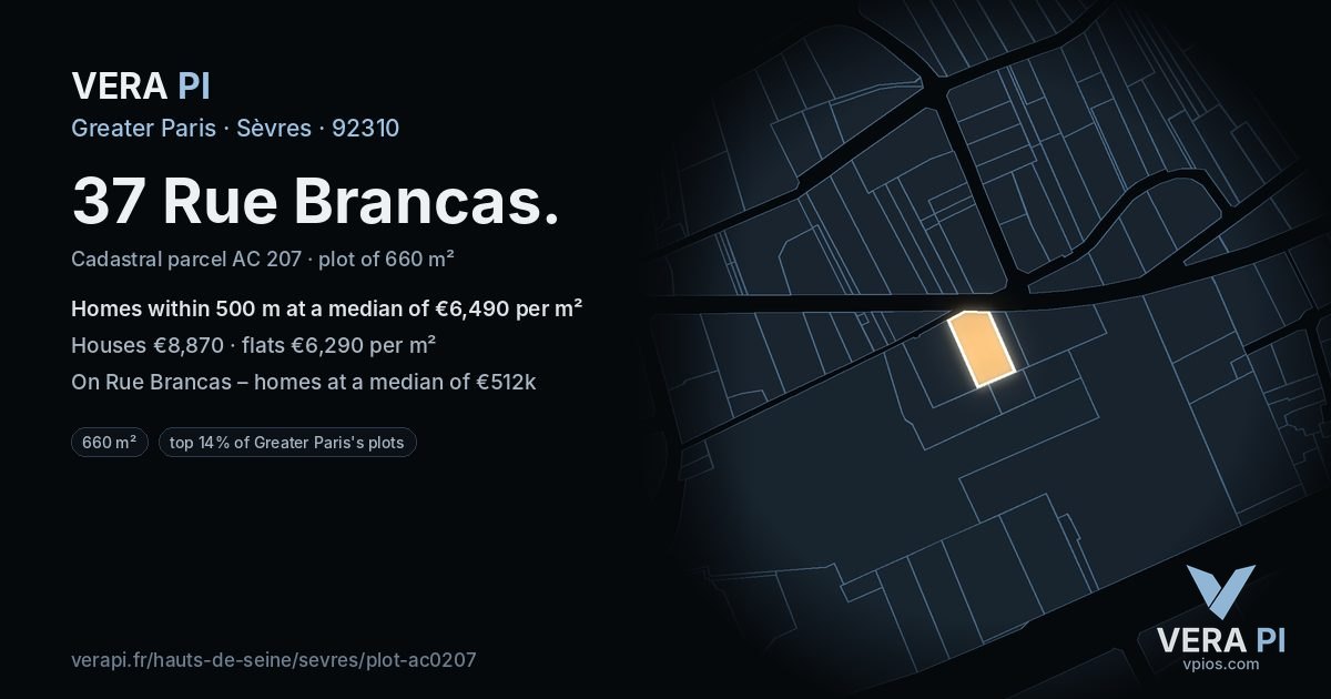 37 Rue Brancas, Sèvres at night – the plot lit, the parcels around coloured by the prices near them