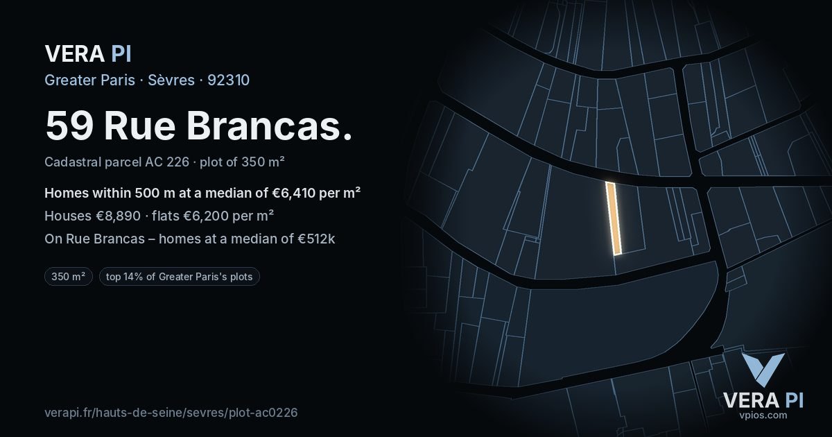 59 Rue Brancas, Sèvres at night – the plot lit, the parcels around coloured by the prices near them